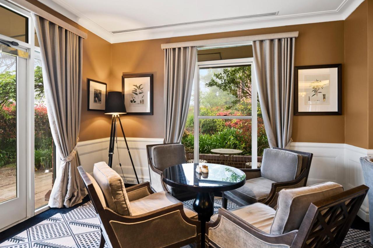 Lilianfels Blue Mountains Resort & Spa Katoomba Exterior photo The Drawing Room
